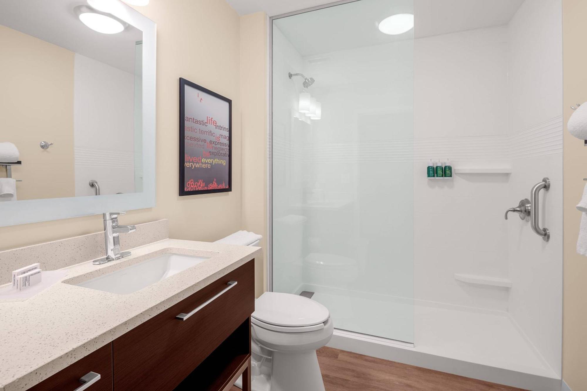 Towneplace Suites Cincinnati Фэрфилд Экстерьер фото